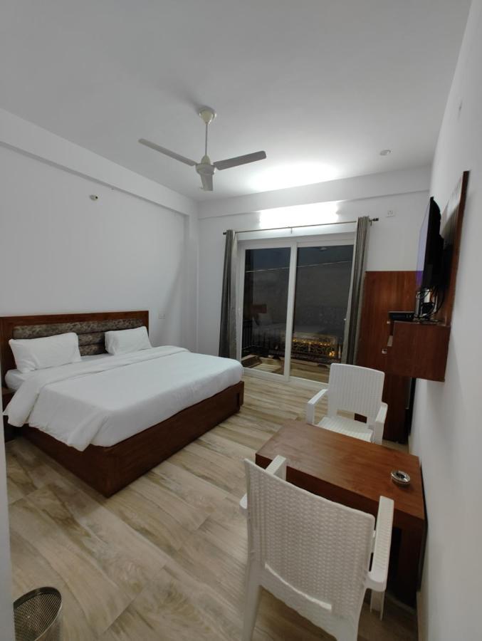 Hotel Anantam Residency Uttarkashi Bagian luar foto